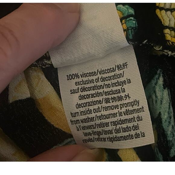 PINK VICTORIA'S SECRET SMOCKED WAIST LEMON PRINT SHORTS LARGE BLACK YELLOW - Picture 6 of 11